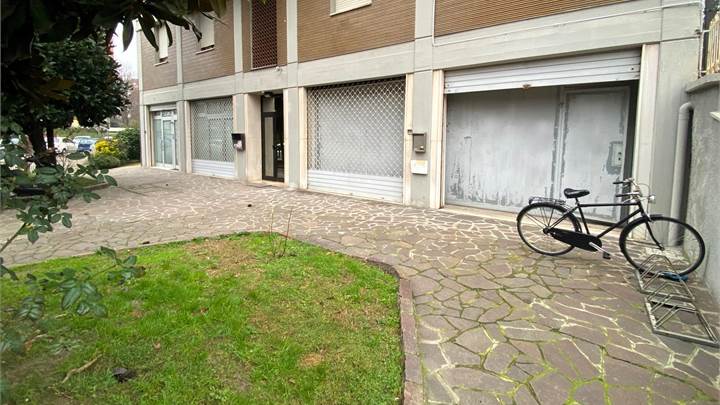 LABORATORIO IN ZONA BUON PASTORE
